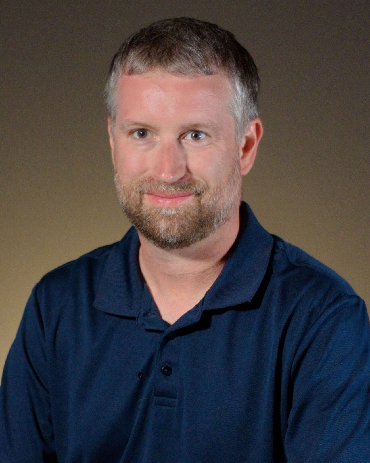 Mike Thomas : Sports Editor